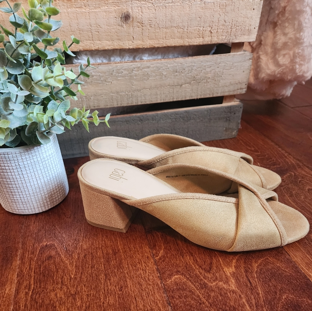 Cabi Women's Slip-On Crisscross Mules in Camel - Size 7
